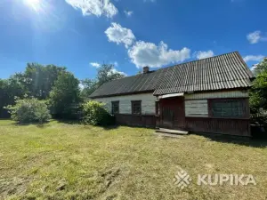 Продам дом с большим участком (клубничный, голубичный край)