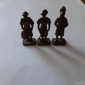 Коллекционные солдатики.
