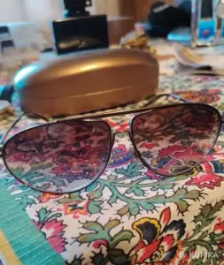 Солнцезащитные очки Gucci