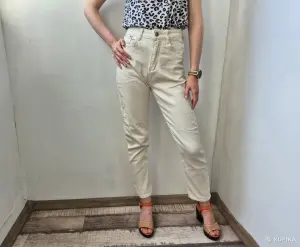 Джинсы молочные, светлые girlfriend