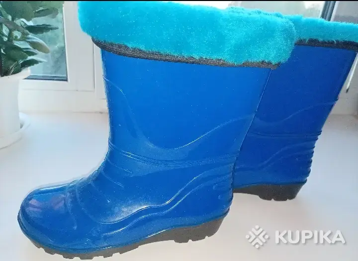 Детские резиновые сапоги