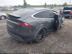 Б/У запчасти Tesla Model X 2015-2021 с доставкой
