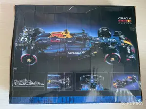 Конструктор F1 Болид 1639 запчастей. Новый