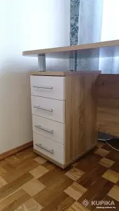 Стол письменный