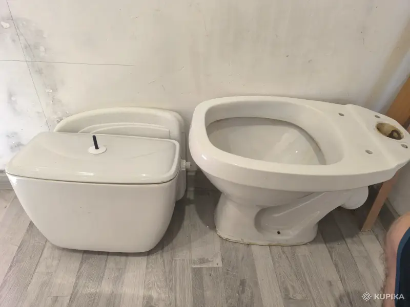 Унитаз полностью в сборе!!