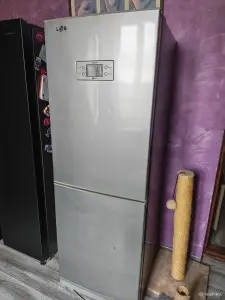 Холодильник LG B379
