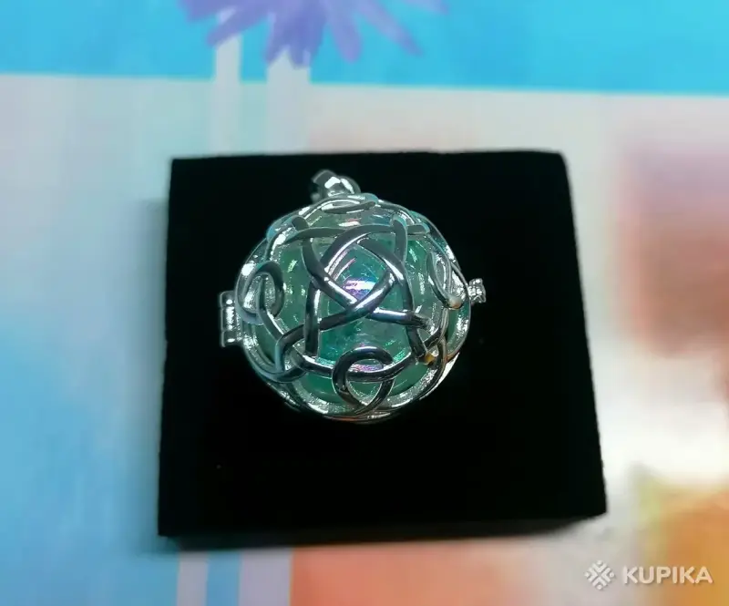Женские аксессуары - Три кулона-медальона с видом Кельтского узла и натуральными камнями в форме шара: зеленым авантюрином, красным агатом, лазуритом. - Вся Беларусь - Фото 8 Три кулона-медальона с видом Кельтского узла и натуральными камнями в форме шара: зеленым авантюрином, красным агатом, лазуритом. - Вся Беларусь - 258495 - Доска объявлений Kupika.by - Фото 8