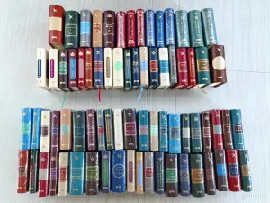 Шкаф для мини книг Шедевры мировой лит-ры + 74 книги