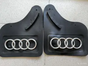 Передние брызговики AUDI 100