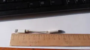 Адаптер Apple Lightning - Jack 3.5 мм