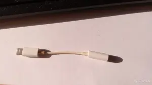 Адаптер Apple Lightning - Jack 3.5 мм