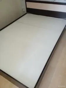 Кровать