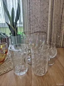 Стаканы, бокалы, рюмки