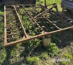 Навесной культиватор с боронками к трактору, год 1995