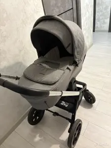 Детская коляска 3 в 1