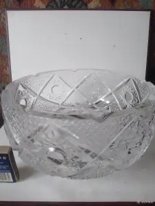 Ваза хрустальная