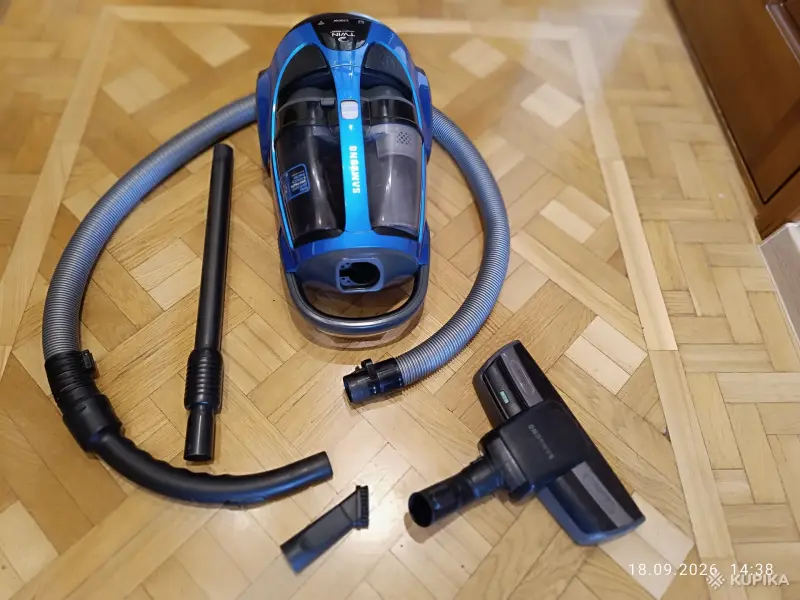 Пылесос Samsung SC885B. Экстремально мощный 2200 вт