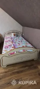 Кровать