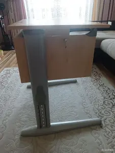 Школьная парта