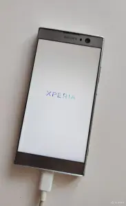 Телефон Sony XA2 dual рабочий