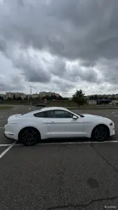 Автомобиль Ford Mustang 2019г.