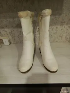 Женские сапоги