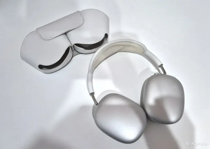 AirPods Max (с разъёмом Lightning, серебристый)