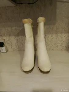 Женские сапоги