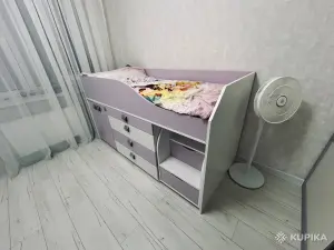 Кровать с матрасом