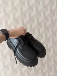 Броги Zara