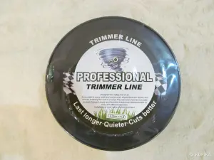 Леска для триммера PROFESSIONAL  2,7 мм.  200 метров, вес 1.45 кг., квадрат с графитовой жилой