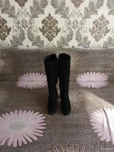 Женские сапоги