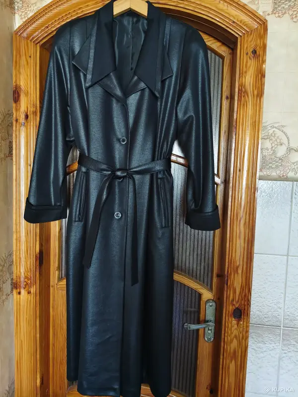 Плащ женский