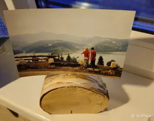 Фоторамки: Подставки из дерева