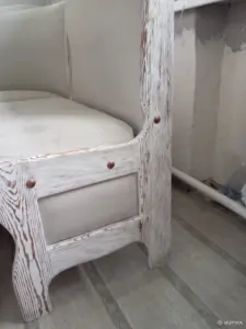 Кухонный уголок со столом