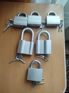 Продам замки(замок) навесные