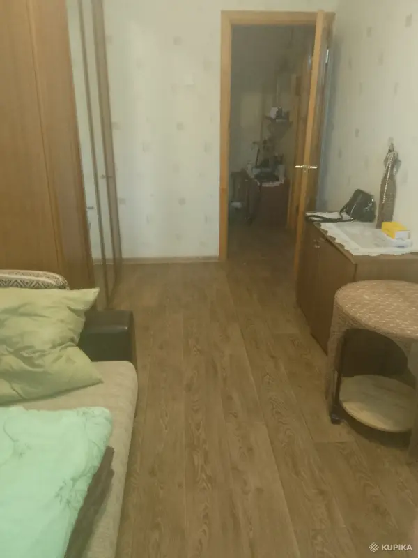 Сдам комнату можно 2-м чел в Минске, на правды 22, возле метро петровщина и мед.института, за 100б/р и уборку, желательно, но необязательно, азиаты,
