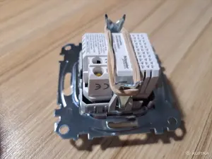 Розетка USB новая, Schneider, оригинала