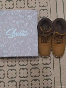 Мужские ботинки *SHUZZI*.