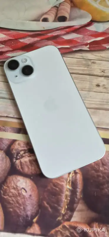 iPhone 15