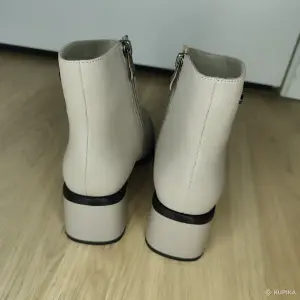 Ботинки натуральная к