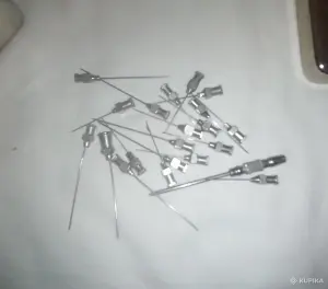 Стерилизатор для шприцов, со шприцами